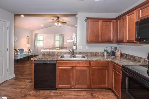 211 Crescent Cir, Duncan, SC 29334 photo 12