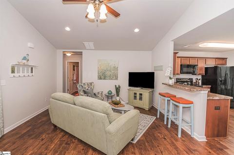 211 Crescent Cir, Duncan, SC 29334 photo 5
