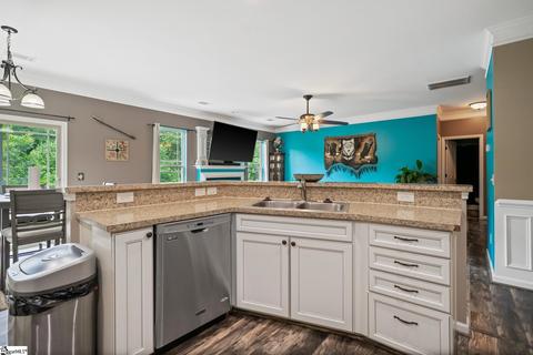 618 Millervale Rd, Greer, SC 29650 photo 7