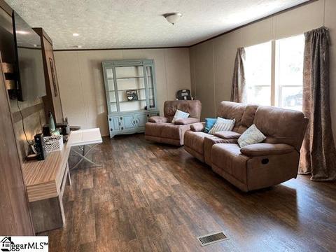 197 French Rd, Honea Path, SC 29654 photo 2