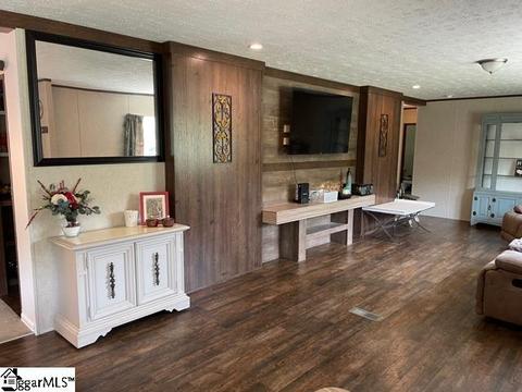 197 French Rd, Honea Path, SC 29654 photo 3