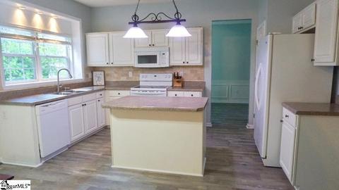 131 Cotter Ln, Greer, SC 29650 photo 5