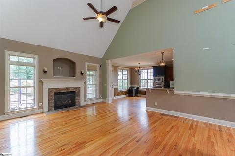 119 Elevation Ct, Greer, SC 29651 photo 4