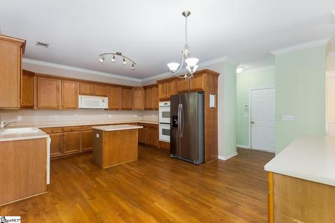 107 Warren Dr, Easley, SC 29640 photo 13