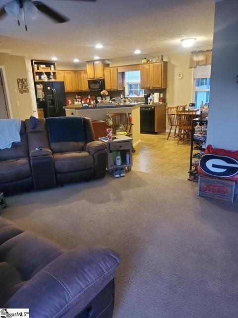 3335 Earls Bridge Rd, Easley, SC 29640 photo 2