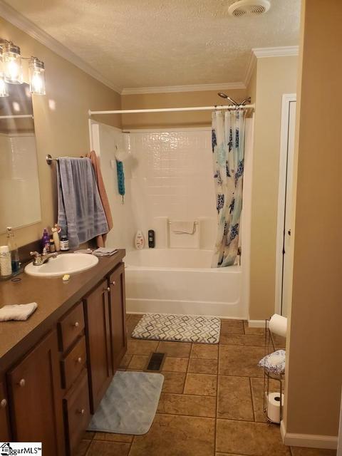 3335 Earls Bridge Rd, Easley, SC 29640 photo 9