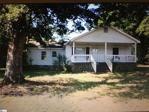 105 Deer Slayer Trl, Central, SC 29630 photo 1