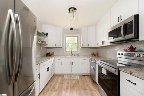 321 Pinehurst Dr, Mauldin, SC 29662 photo 8