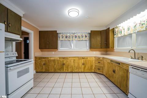 400 E 1st Ave, Easley, SC 29640 photo 20