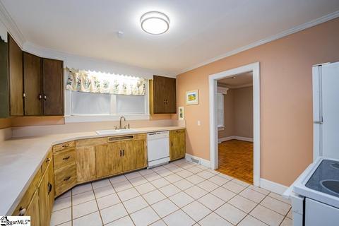 400 E 1st Ave, Easley, SC 29640 photo 21