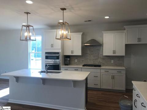 409 Plumblee Ln, Easley, SC 29642 photo 2