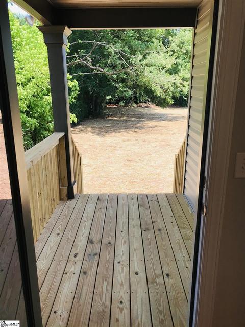 135 Mcdaniel Ave, Greer, SC 29651 photo 11
