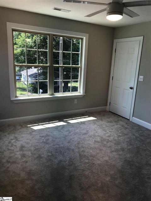 135 Mcdaniel Ave, Greer, SC 29651 photo 18
