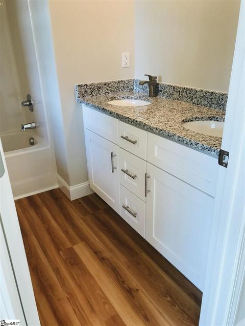 135 Mcdaniel Ave, Greer, SC 29651 photo 17