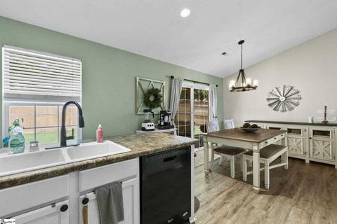 301 Lenhardt Rd, Easley, SC 29640 photo 11