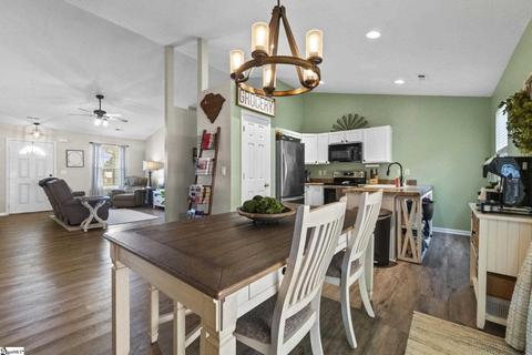301 Lenhardt Rd, Easley, SC 29640 photo 8