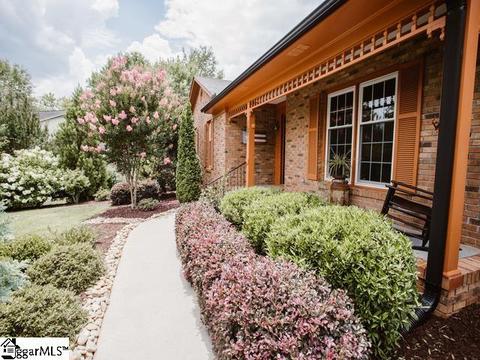 107 Brigham Creek Ct, Greer, SC 29650 photo 2
