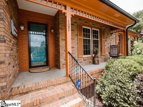 107 Brigham Creek Ct, Greer, SC 29650 photo 1