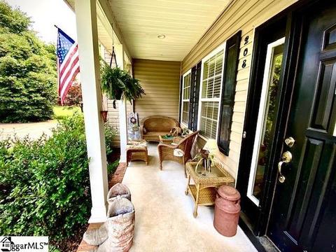 208 Flat Ct, Greer, SC 29651 photo 2
