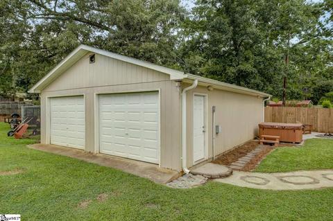 401 Plainview Dr, Lyman, SC 29365 photo 9