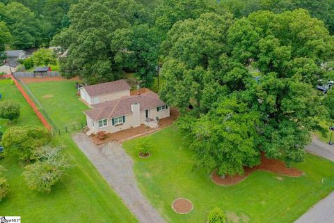 401 Plainview Dr, Lyman, SC 29365 photo 4