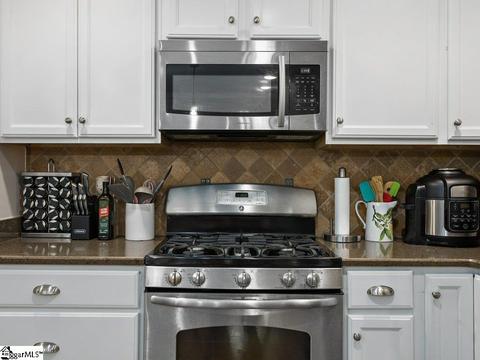 706 E Silverleaf St, Greer, SC 29650 photo 13