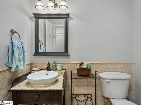 706 E Silverleaf St, Greer, SC 29650 photo 9