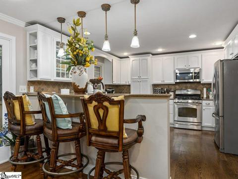 706 E Silverleaf St, Greer, SC 29650 photo 10