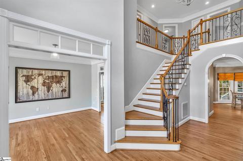 5 Sproughton Ct, Greer, SC 29650 photo 2