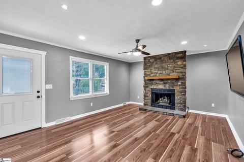 115 Kennedy St, Easley, SC 29642 photo 4
