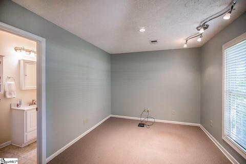 107 Phillips Ln, Greer, SC 29650 photo 17