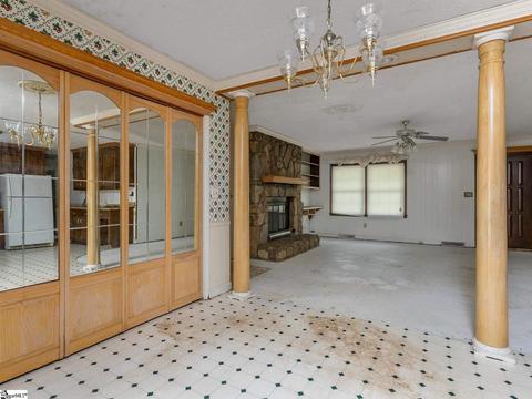 10400 Anderson Rd, Easley, SC 29642 photo 8