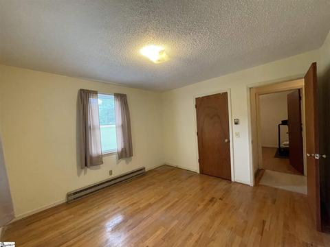 111 N Forest Cir, Marietta, SC 29661 photo 8