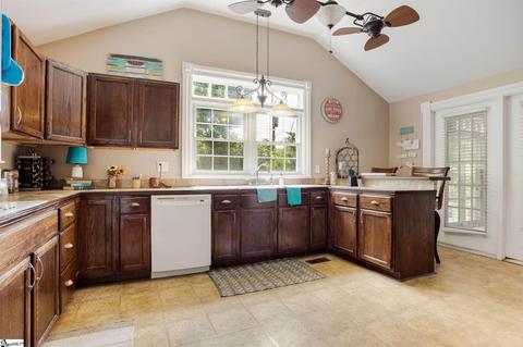 222 Morrow St, Greer, SC 29650 photo 7