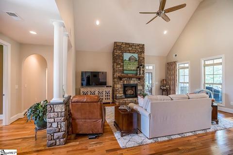 273 River Falls Dr, Duncan, SC 29334 photo 5