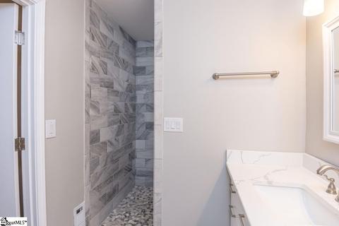3 Pine View Ter, Taylors, SC 29687 photo 16