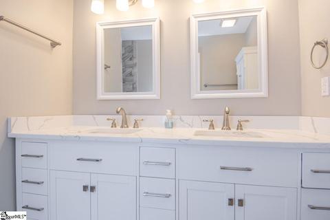 3 Pine View Ter, Taylors, SC 29687 photo 14