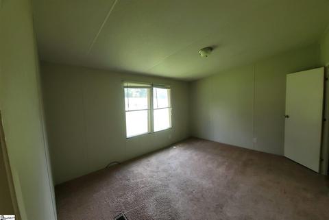 108 Johnson Rd, Easley, SC 29642 photo 8