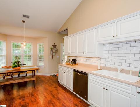 614 Heathrow Ct, Moore, SC 29369 photo 10