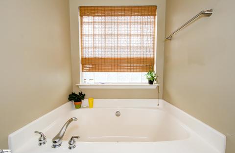 614 Heathrow Ct, Moore, SC 29369 photo 16