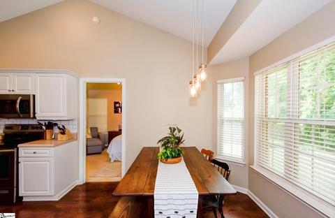 614 Heathrow Ct, Moore, SC 29369 photo 7