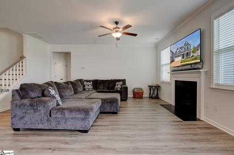409 Townsend Ave, Greer, SC 29651 photo 9