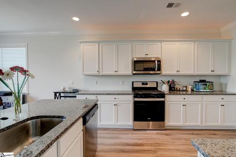 409 Townsend Ave, Greer, SC 29651 photo 14