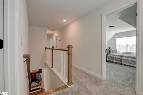 409 Townsend Ave, Greer, SC 29651 photo 17