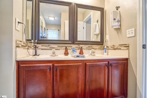 180 Spring Crossing Cir, Greer, SC 29650 photo 22