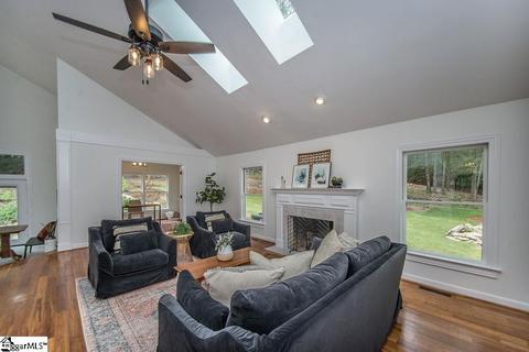 669 Batesville Rd, Greer, SC 29651 photo 4