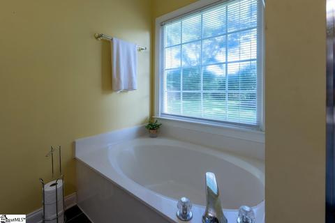 356 Camperdown Ct, Easley, SC 29642 photo 23