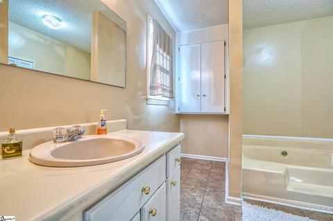 126 Daniel Dr, Easley, SC 29642 photo 21