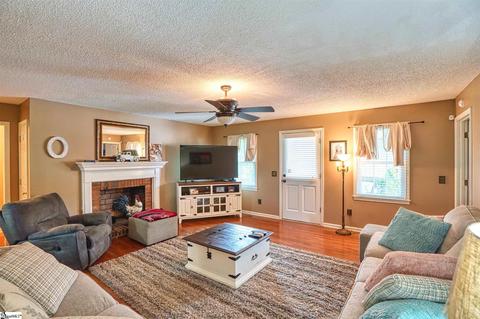 126 Daniel Dr, Easley, SC 29642 photo 6