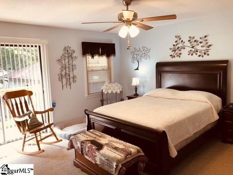 125 Stonegate Ct, Easley, SC 29642 photo 8